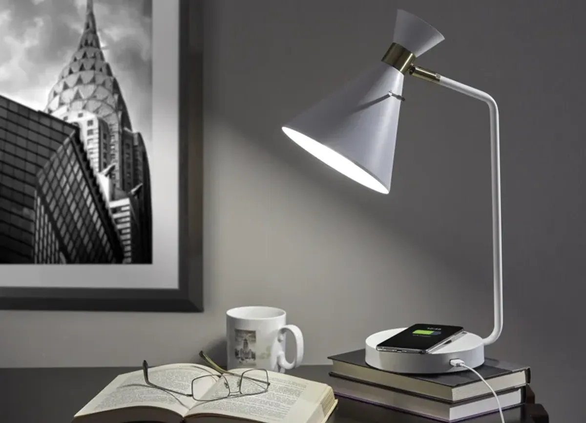 Maxine AdessoCharge Desk Lamp