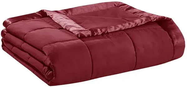 Madison Park Windom Burgundy Lightweight Down Alternative Blanket with Satin Trim