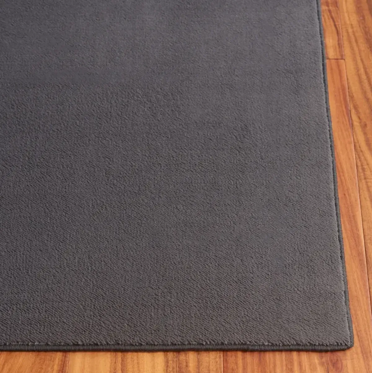 LOFT 315 DARK GREY 2'-3' x 9' Runner Rug