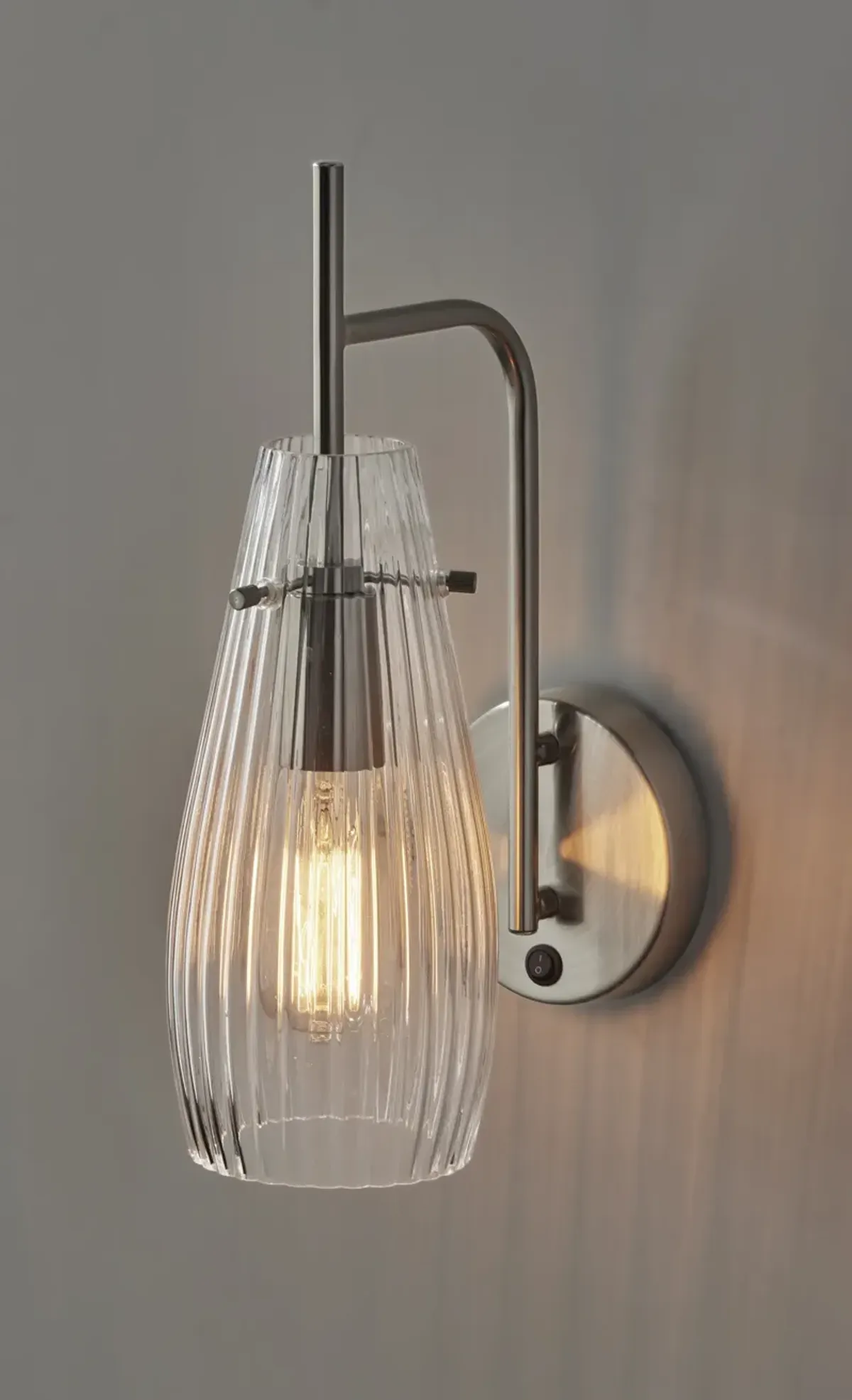 Layla Wall Lamp