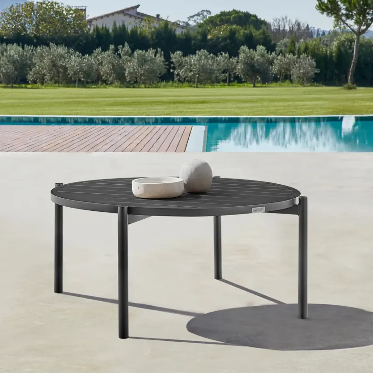 Tiffany Outdoor Patio Round Coffee Table in Black Aluminum