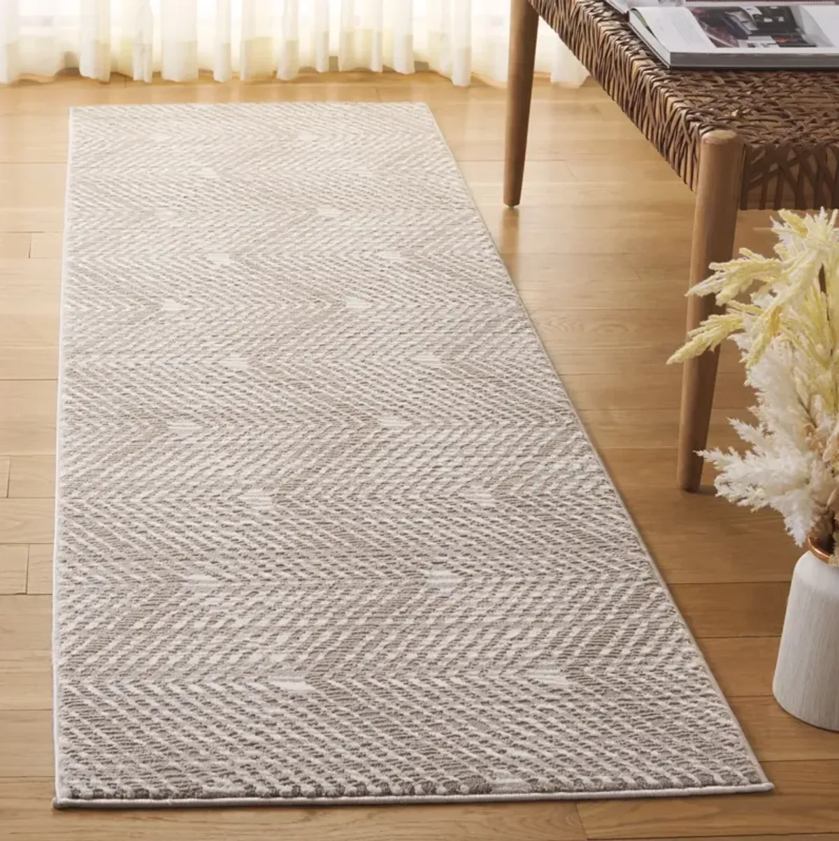 REVIVE 120 TAUPE  2'-3' x 8' Runner Rug