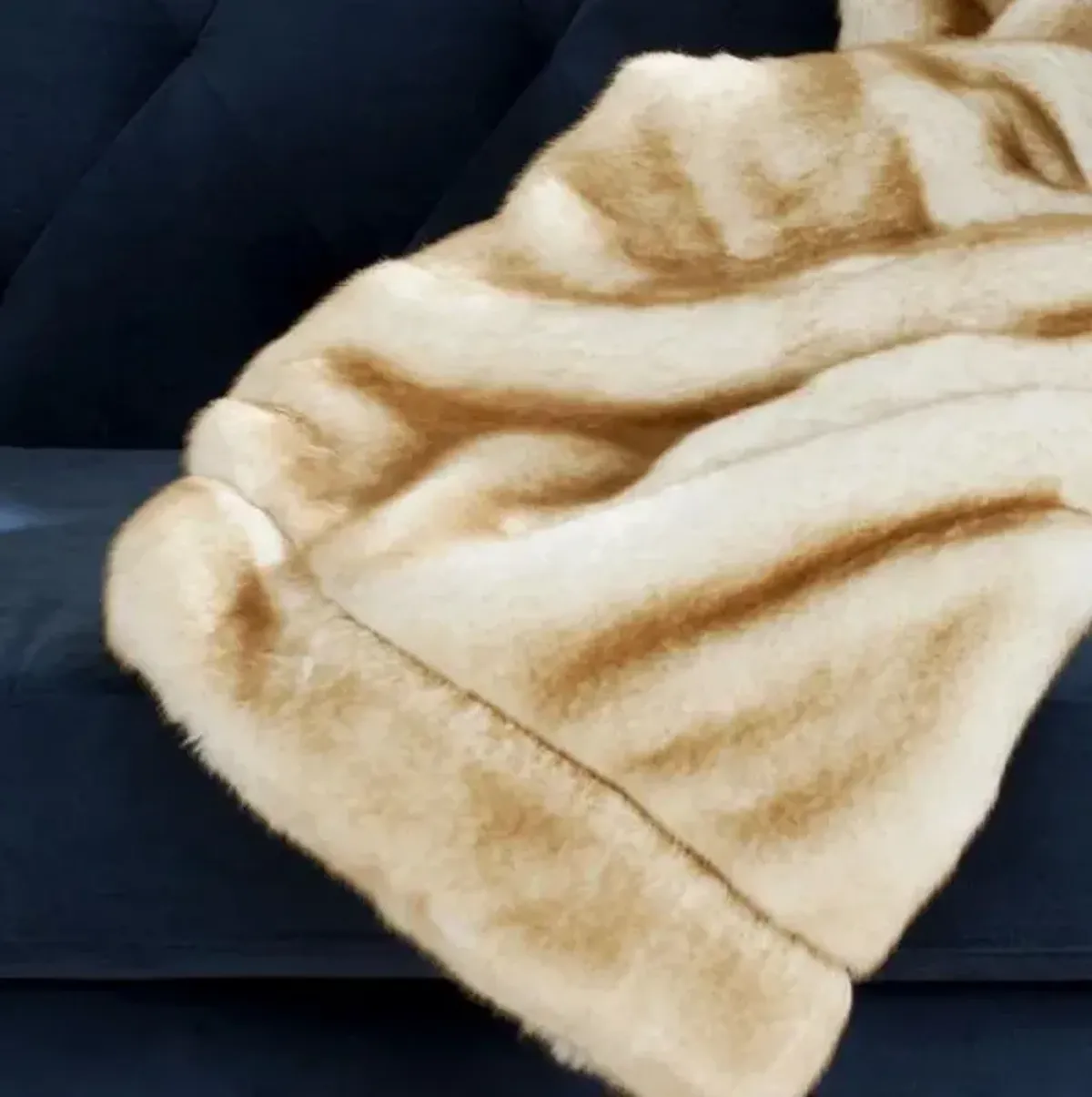 FAUX FOX THROW