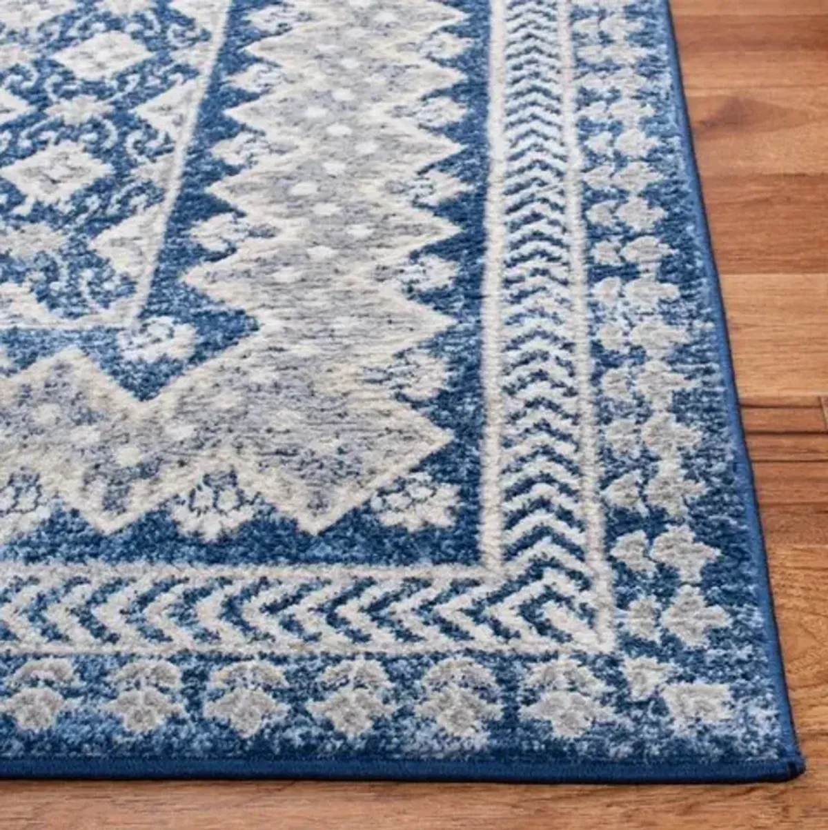 Brentwood 899 Navy / Beige 3' X 5' Small Rectangle Powerloomed Rug