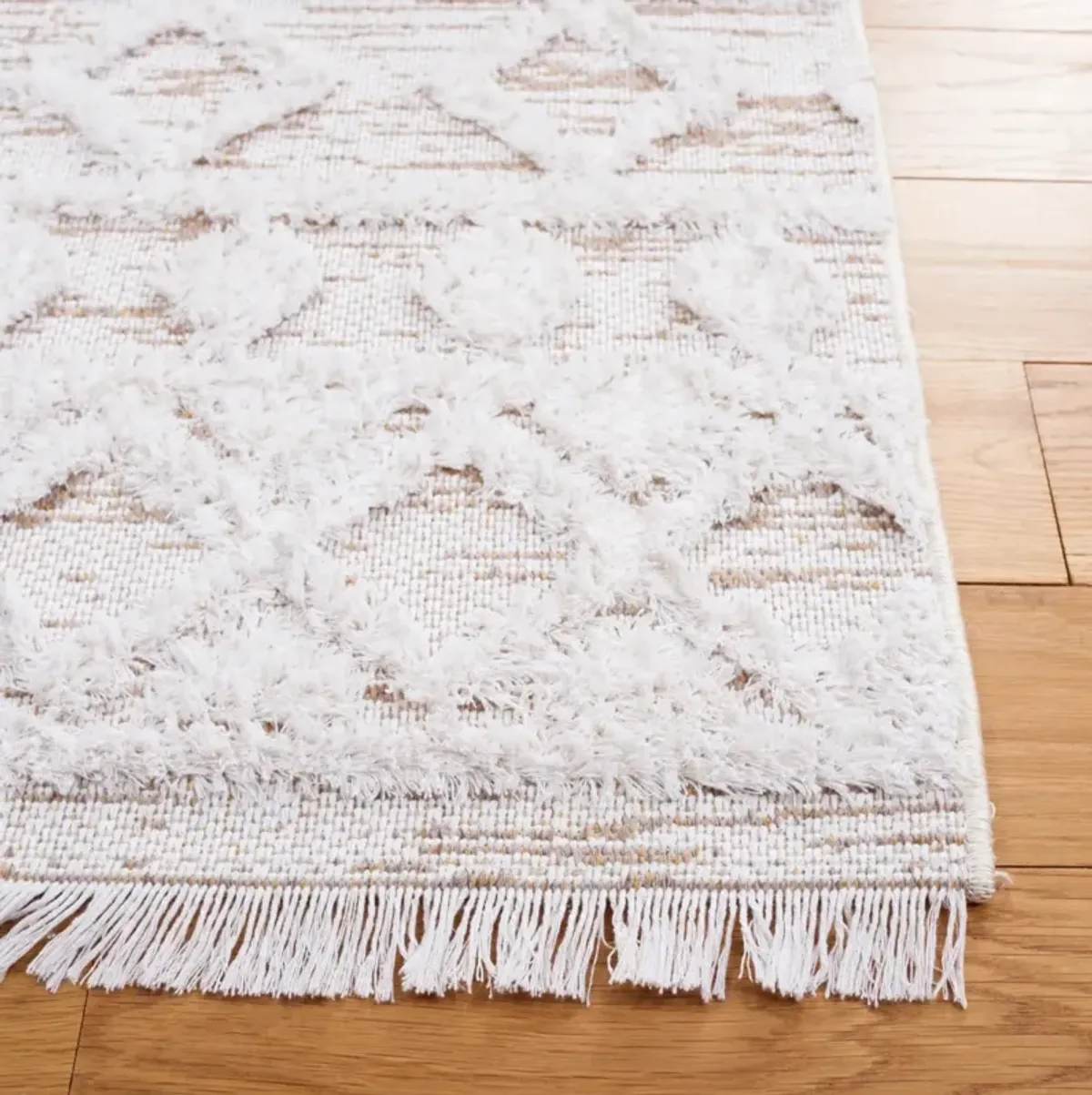 AUGUSTINE 758 IVORY  2' x 11' Runner Rug