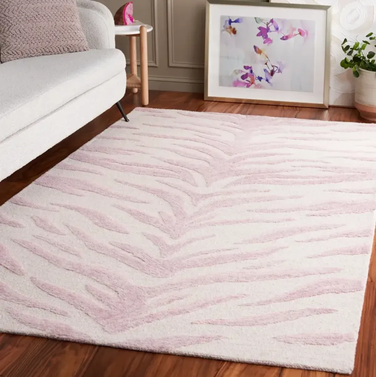 EBONY 603 PINK  5' x 8' Medium Rectangle Rug