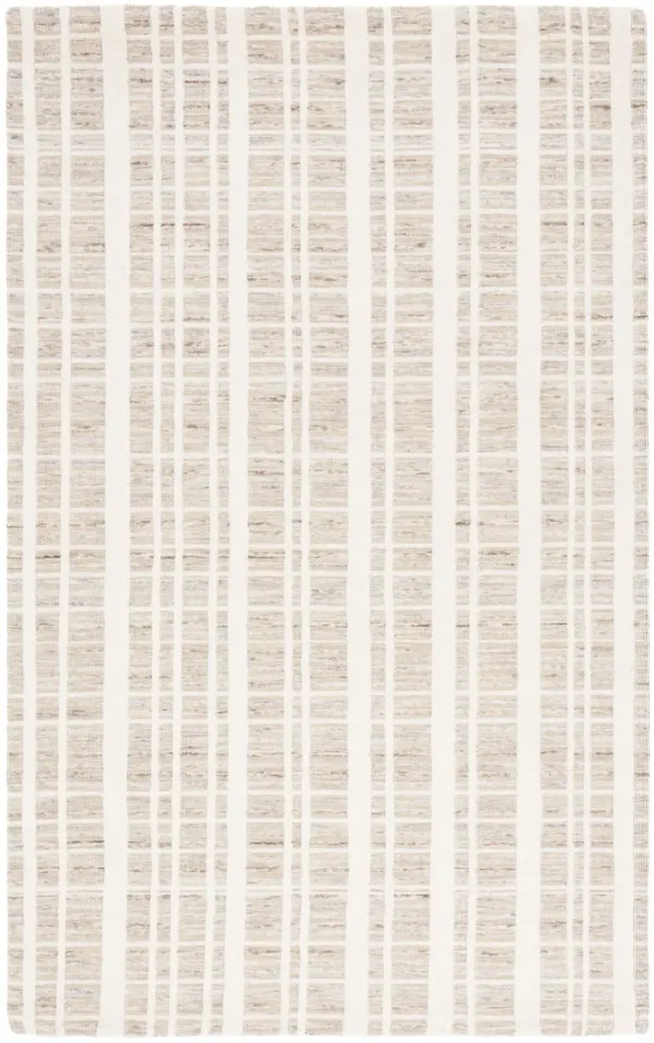 FIFTH AVENUE Hand loomed 4' x 6' area rug