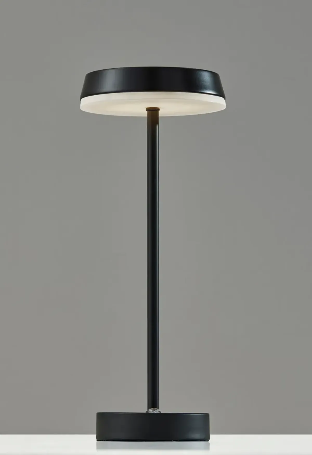 Tommy LED Cordless Table Lamp