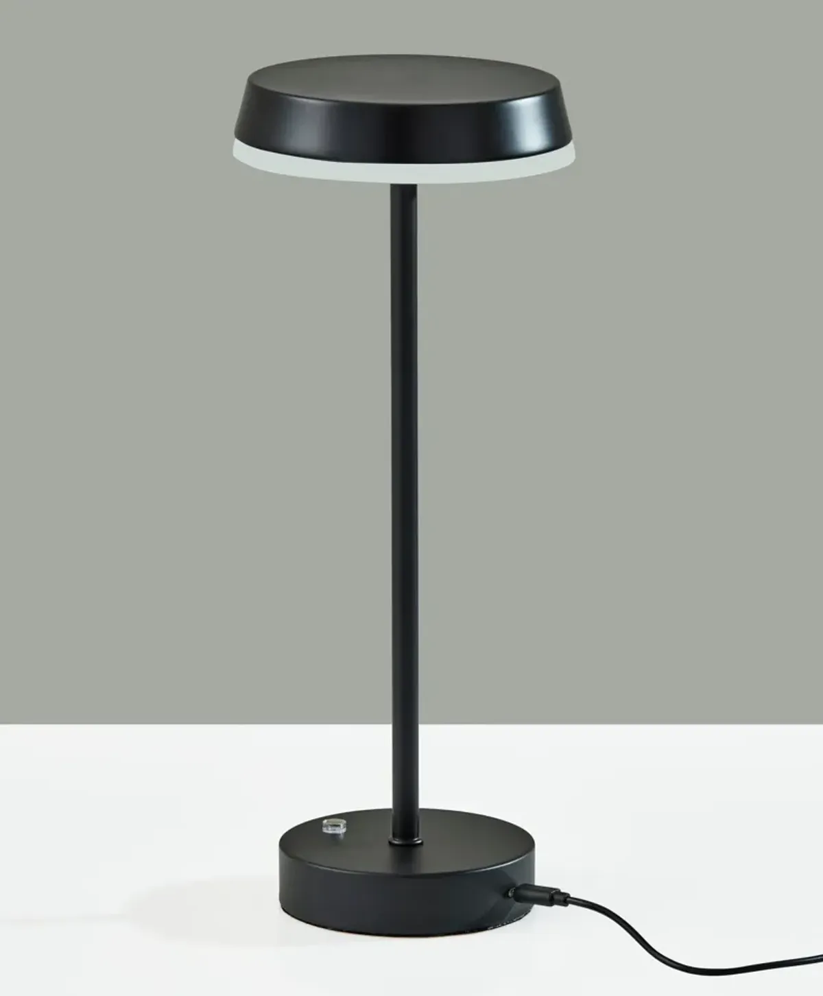 Tommy LED Cordless Table Lamp