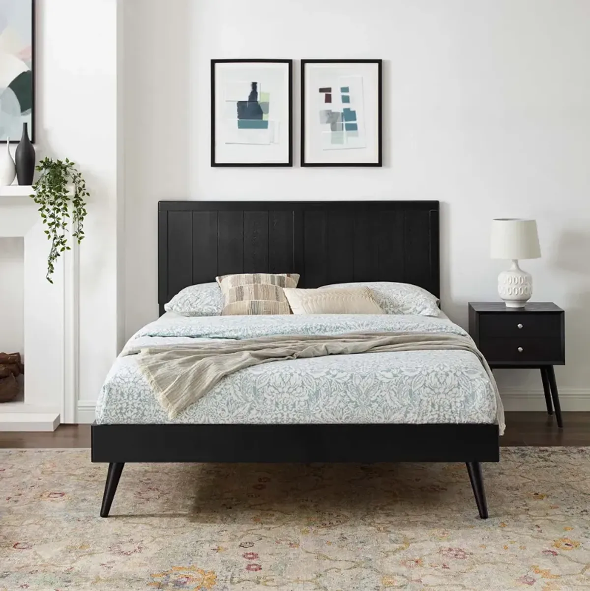 Alana Platform Bed With Splayed Legs