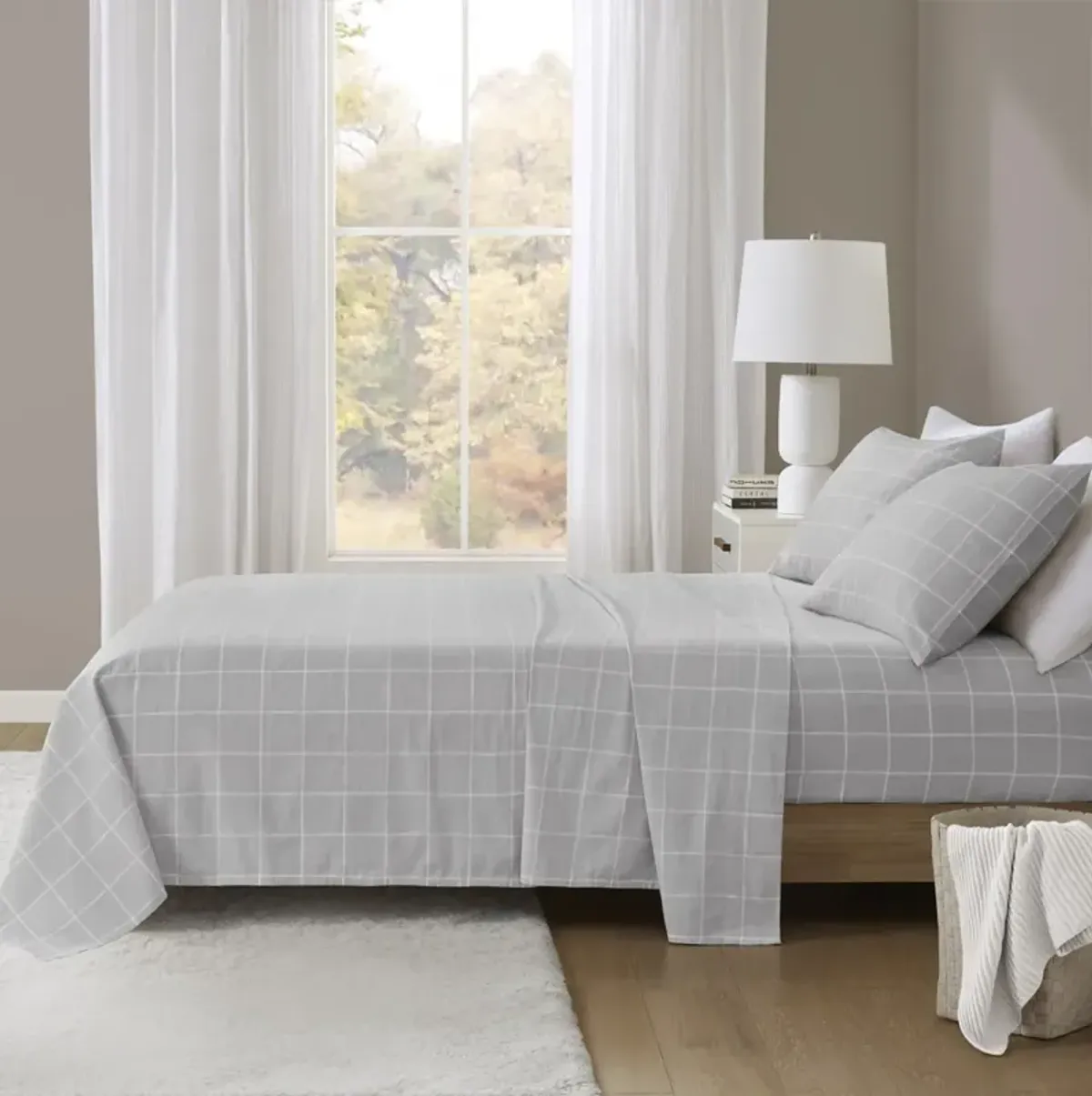 Beautyrest Oversized Flannel Grey Windowpane 4 Piece Sheet Set