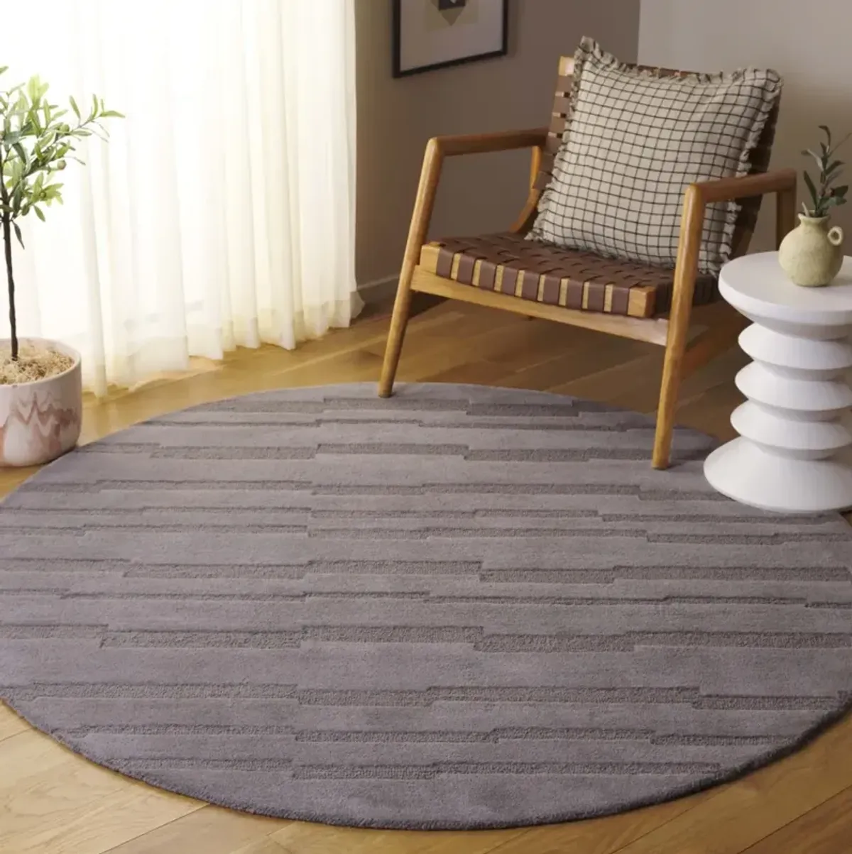 CHATHAM 301 GREY 6' x 6' Round Round Rug