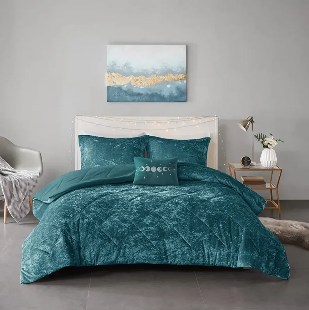 Intelligent Design Felicia Teal Velvet Comforter Set