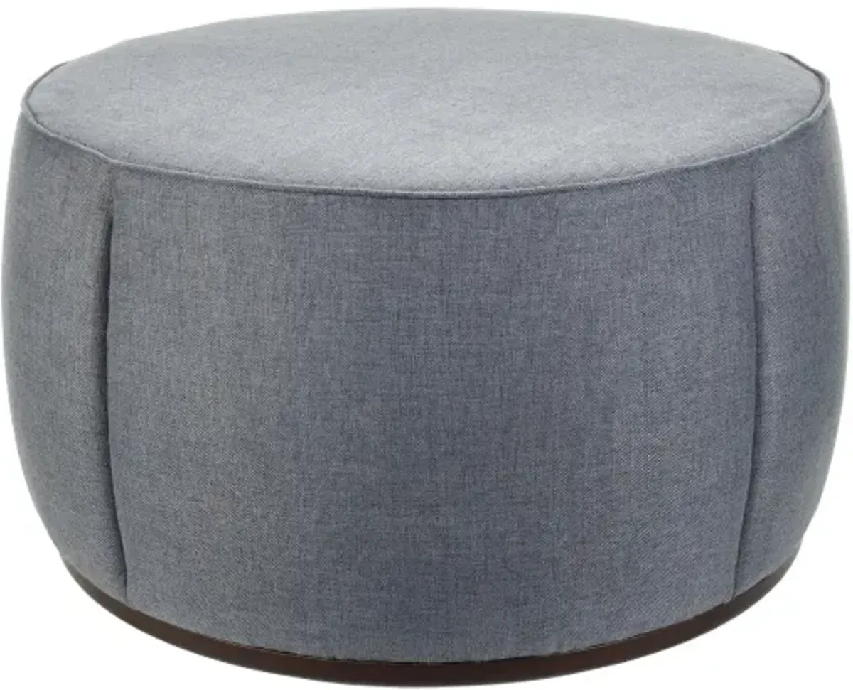 Lanza LNZ-004 21"H x 36"W x 36"D Ottoman