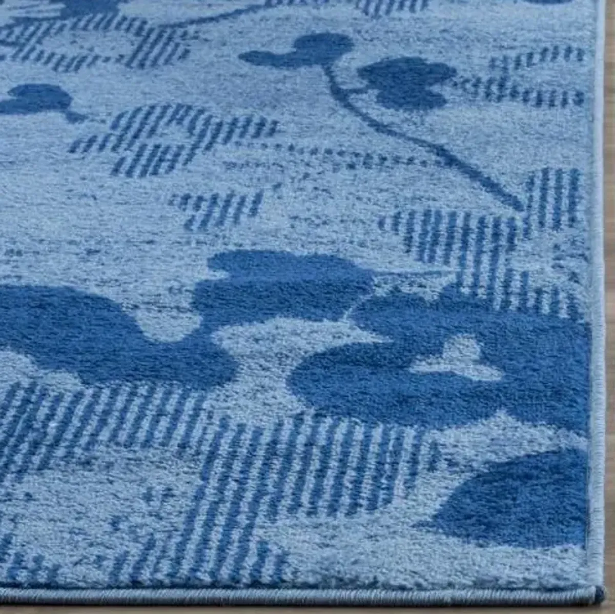 Adirondack Contemporary Light Blue / Dark Blue 2'-6" X 4' Powerloomed Rug