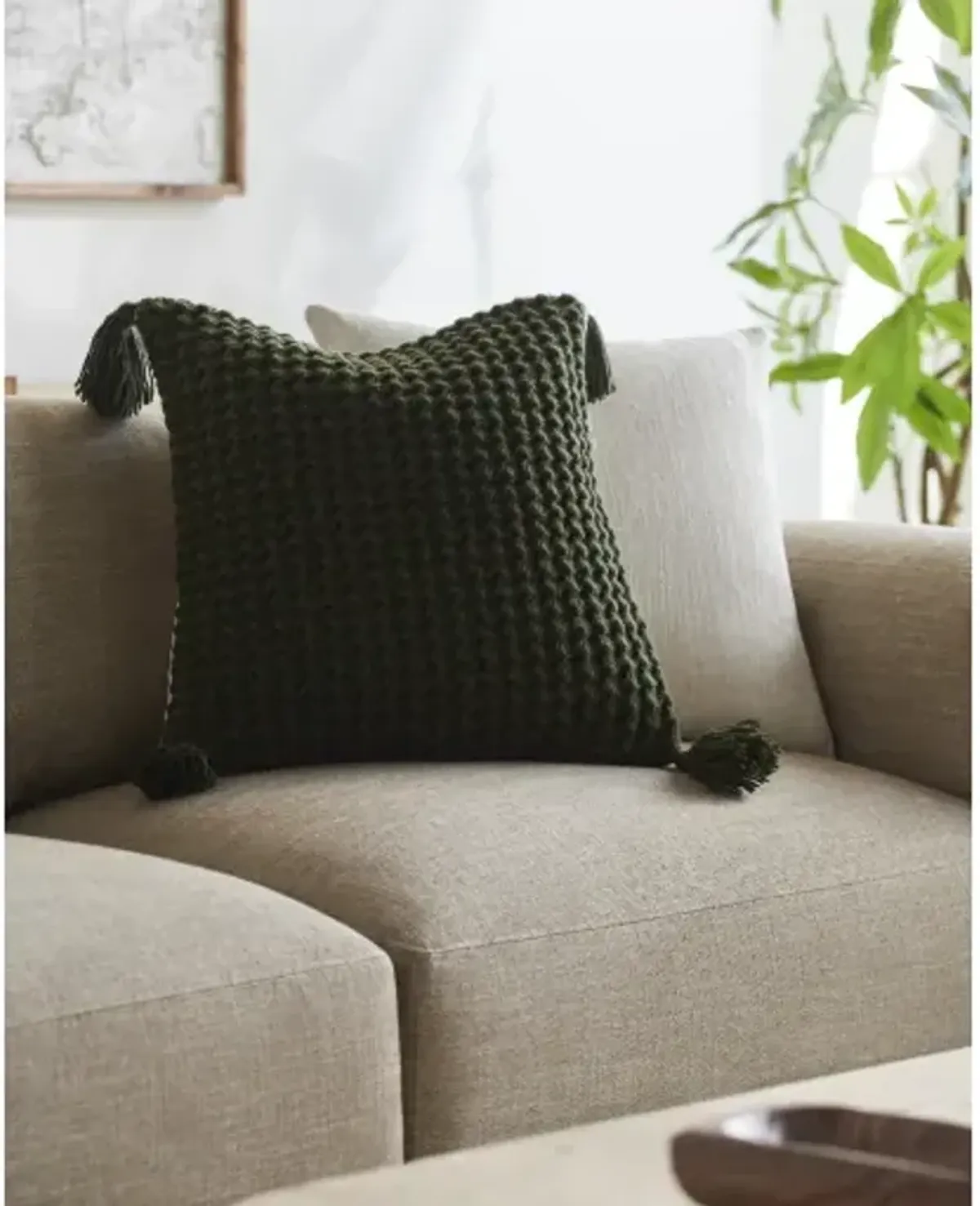 Makrome MKO-022 18"L x 18"W Accent Pillow