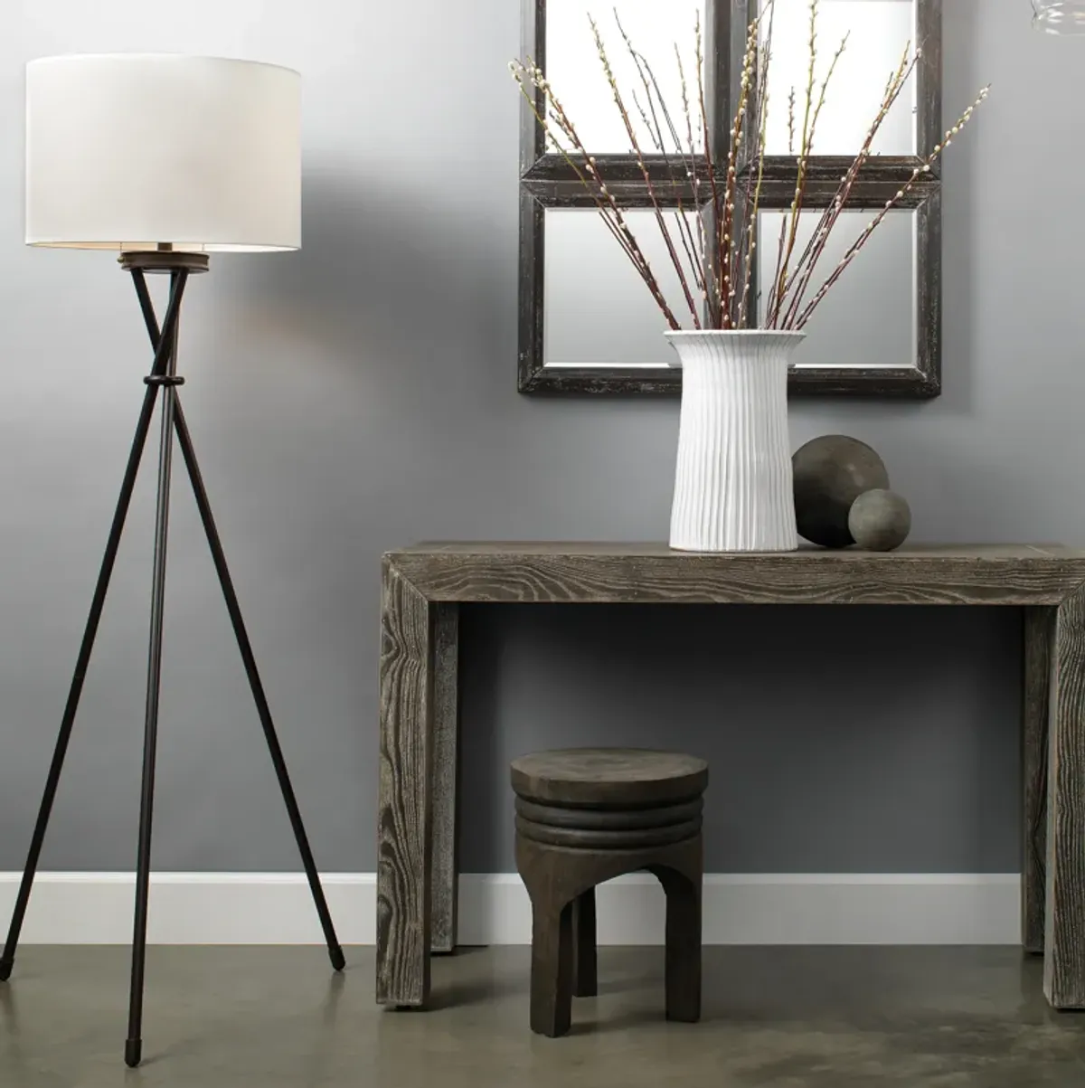 Manny Floor Lamp