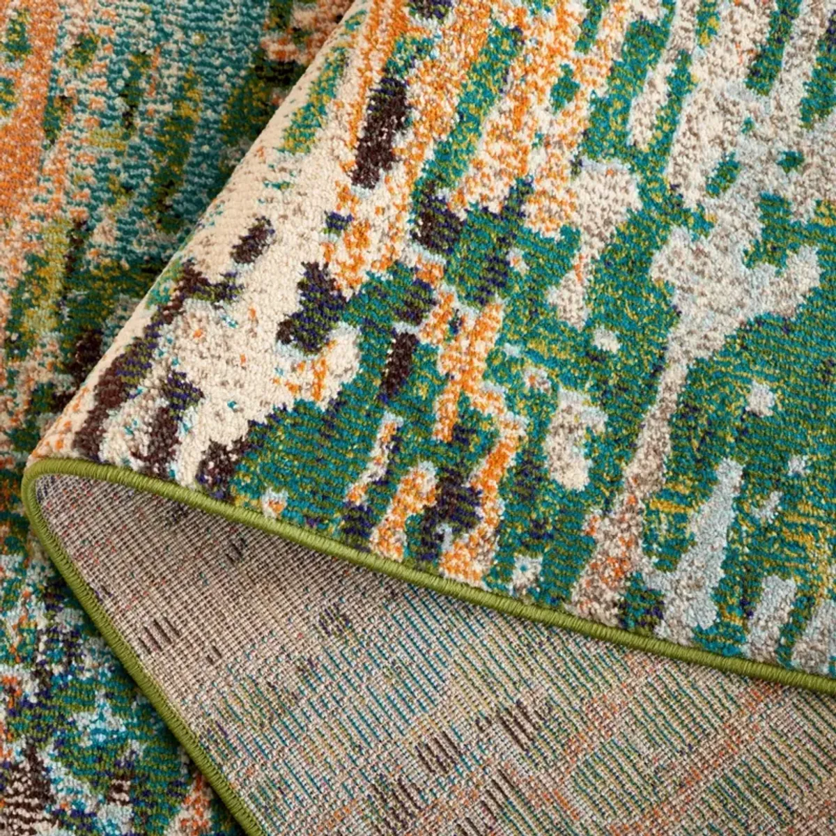 MADISON 454 GREEN  2'-2' x 8' Runner Rug