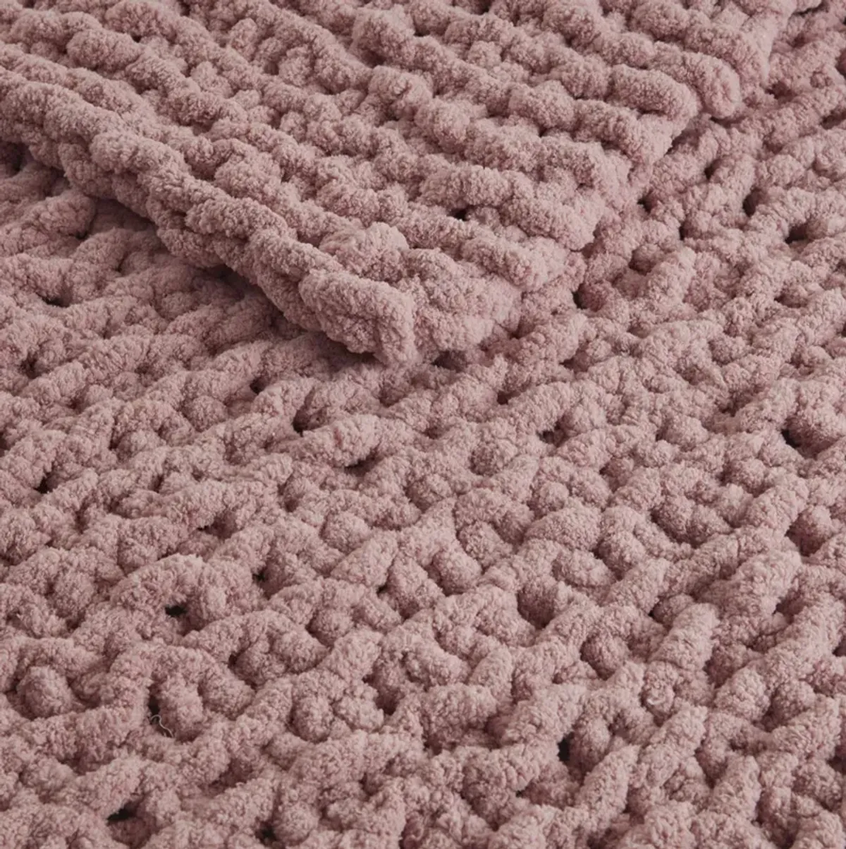 Madison Park Chenille Chunky Knit Blush Throw