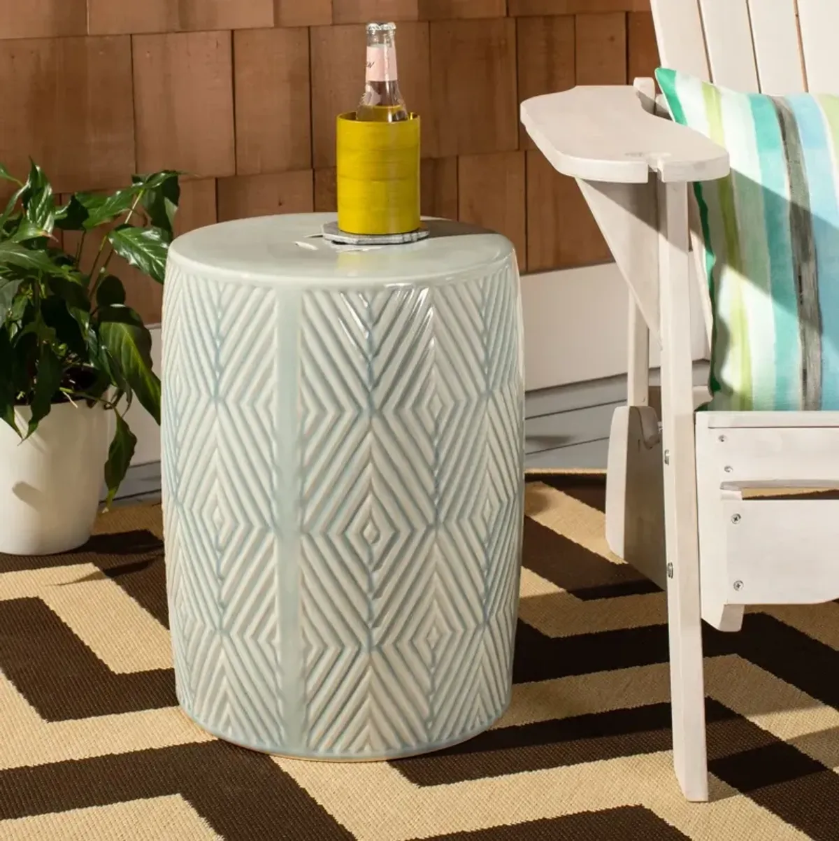 HEMDI GARDEN STOOL