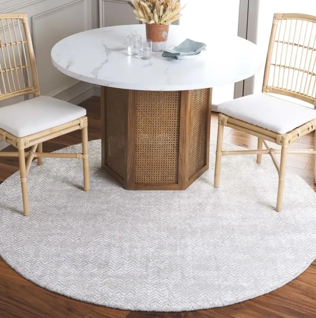 GLAMOUR 402 IVORY 6' x 6' Round Round Rug