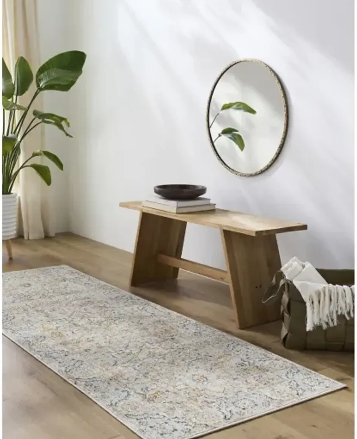 Laila 2' x 3' Rug
