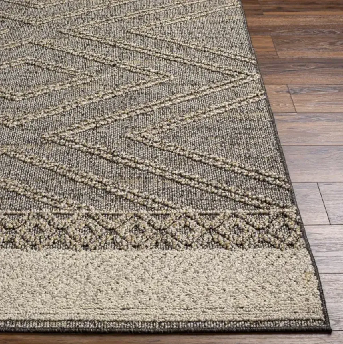 Sarasota SSO-2301 6'4" x 9' Machine Woven Rug