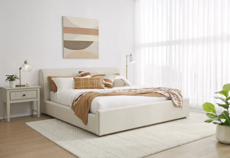 Louis Queen-size Upholstered Platform Bed in Natural Linen