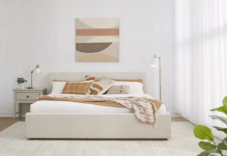 Louis Queen-size Upholstered Platform Bed in Natural Linen