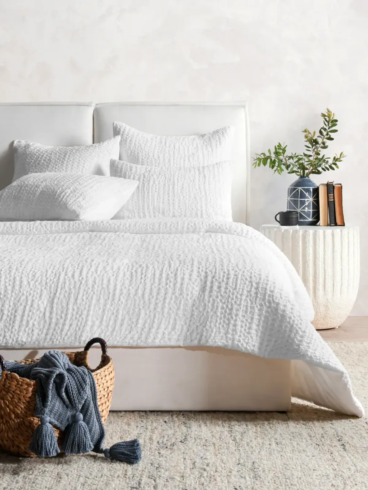 Claire Linen White Queen Quilt