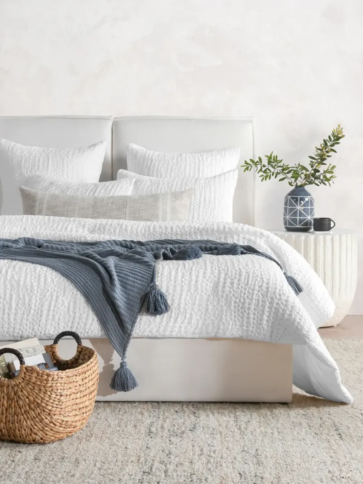 Claire Linen White Queen Quilt