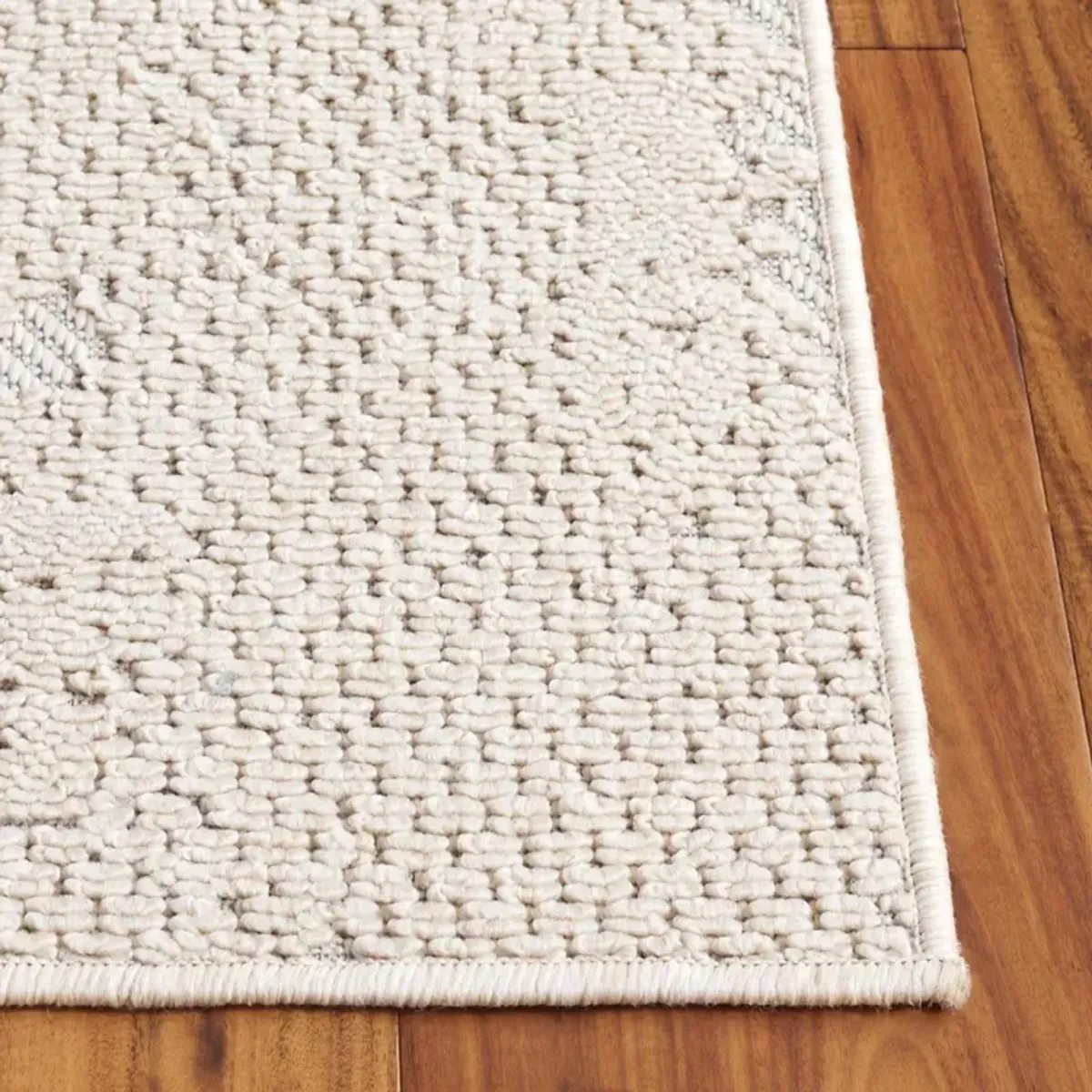 MILOS 116 IVORY 6'-7' x 6'-7' Square Square Rug