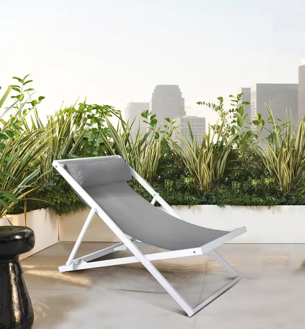 Wave Outdoor Patio Aluminum Deck Chair in White Powder Coated Finish with Grey Sling Textilene