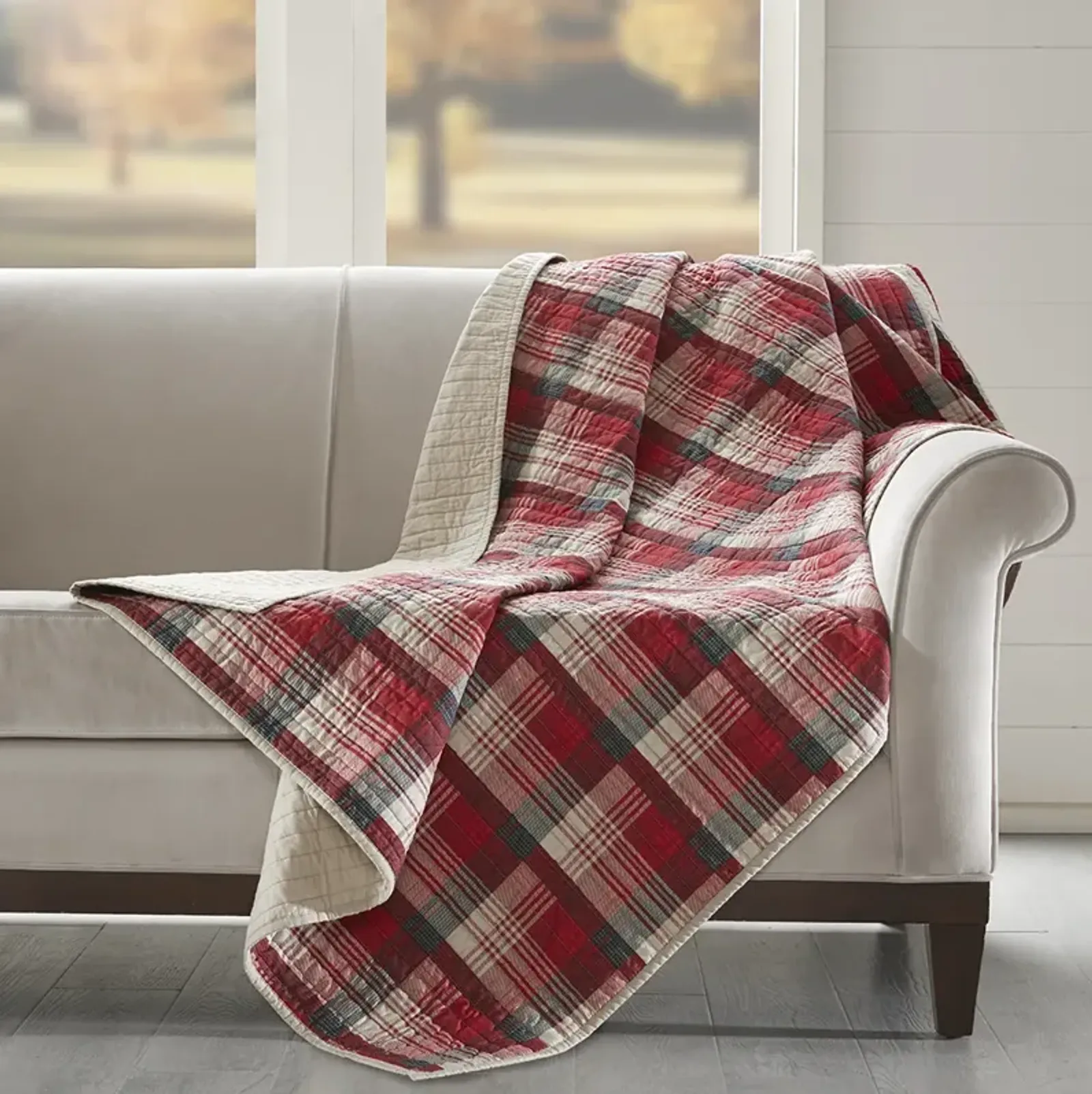 Woolrich Tasha Red Quilted Throw