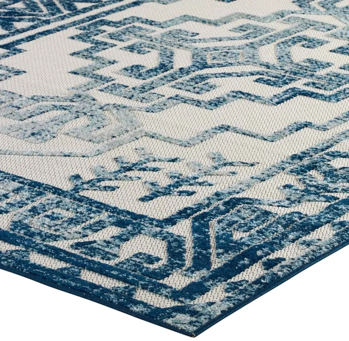 Reflect Nyssa Distressed Geometric Southwestern Aztec 5x8 Indoor/Outdoor Area Rug