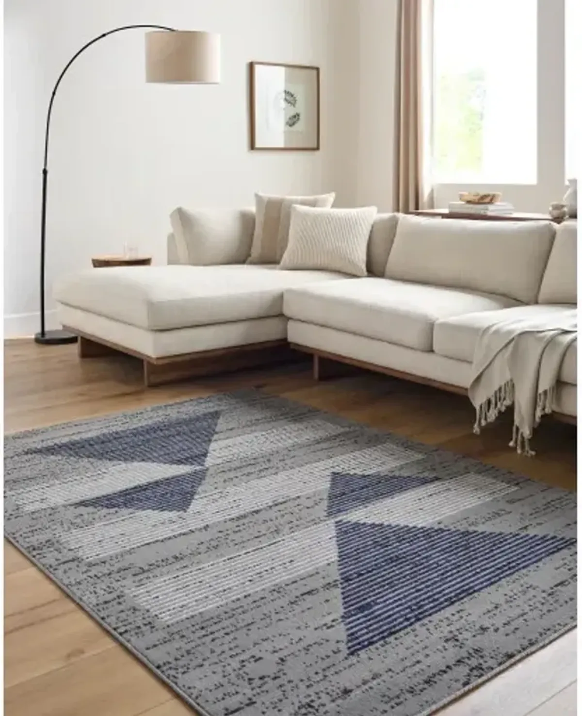 Pisa PSS-2379 5' x 7' Machine Woven Rug