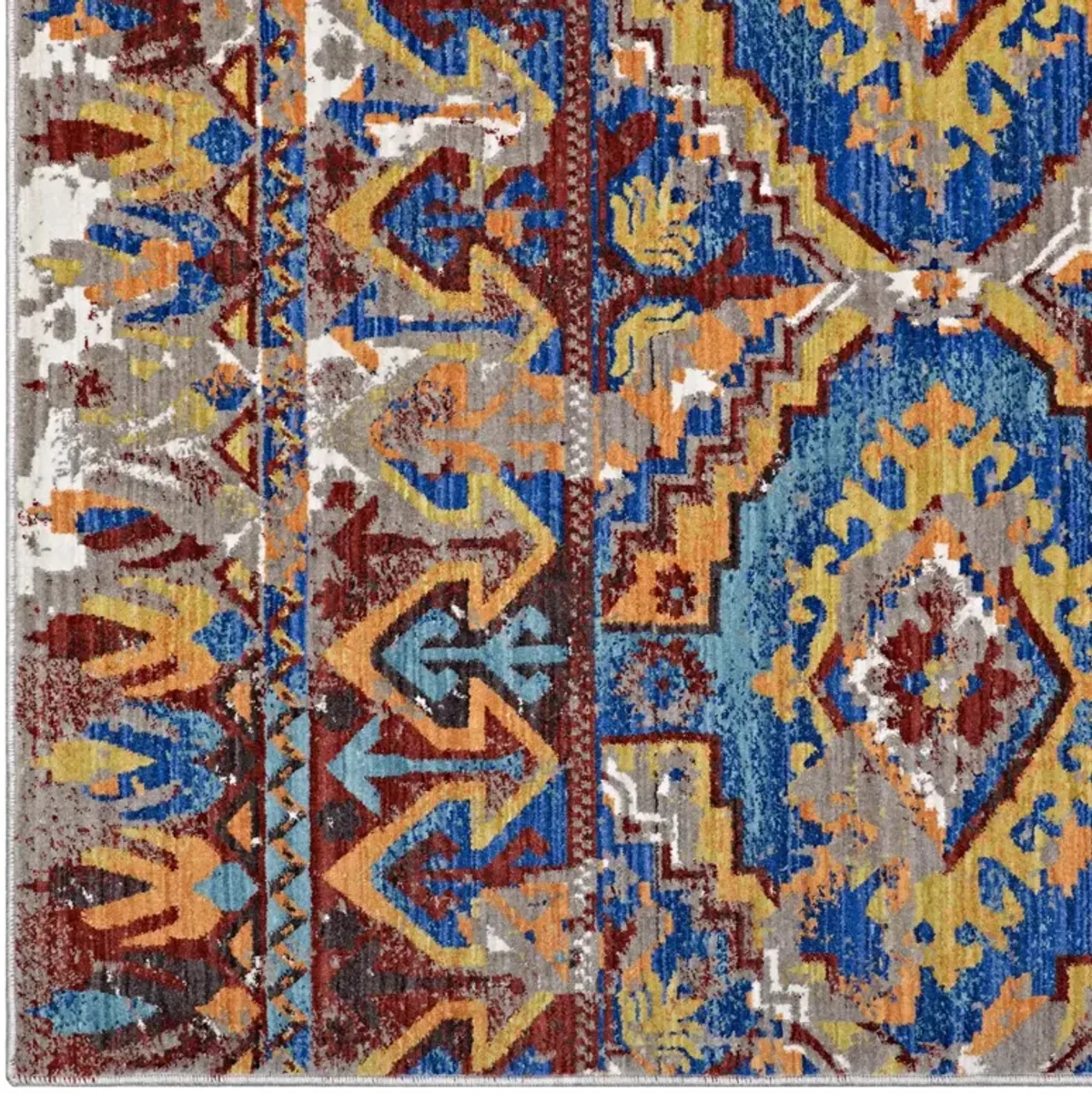 Centehua Distressed Southwestern Aztec 8x10 Area Rug