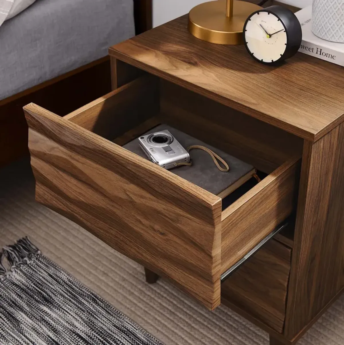 Vespera 2-Drawer Nightstand