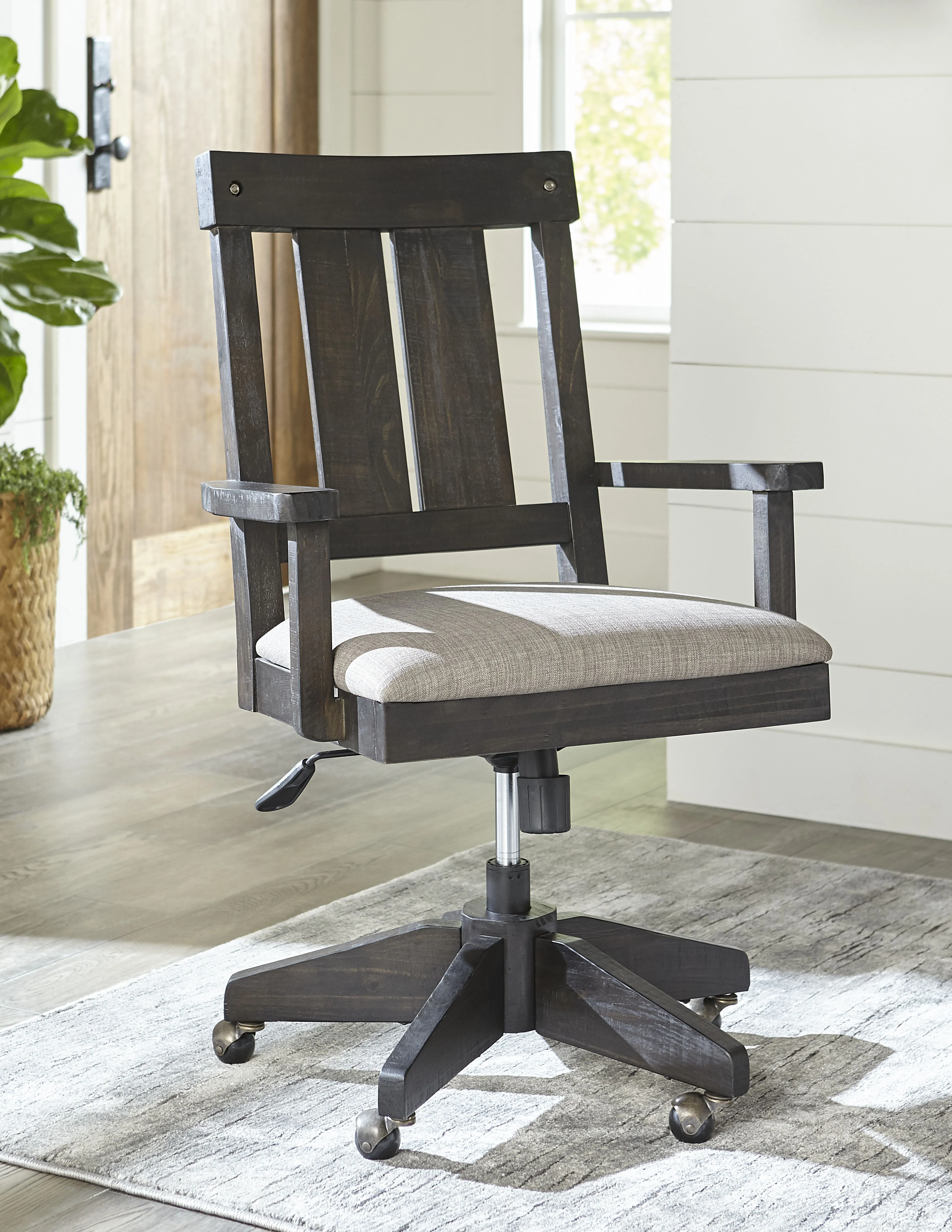 Yosemite Solid Wood Arm Chair in Cafe