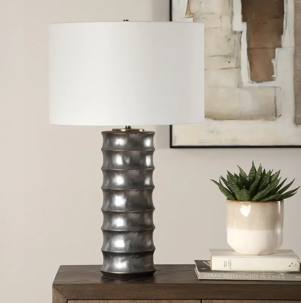 Corvair Scalloped Table Lamp