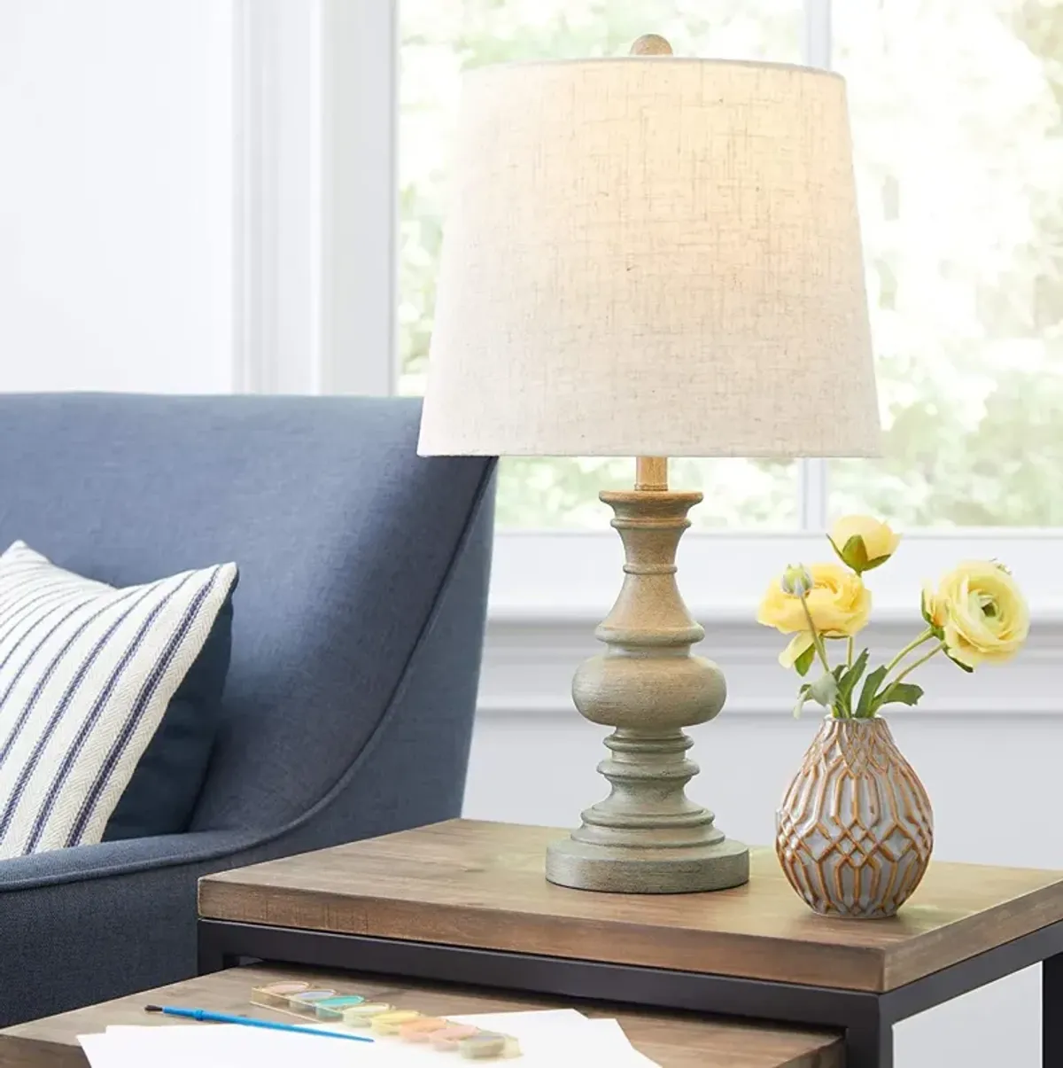 Farmhouse Table Lamp