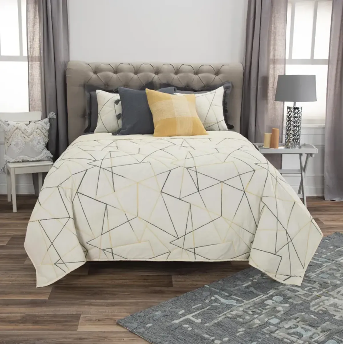 Julian Twin Abstract Gold Quilt