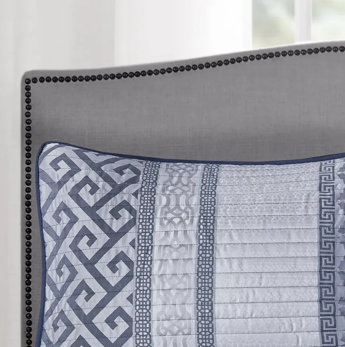 Madison Park Bennett Navy 4 Piece Jacquard Quilt Set with Throw Pillow