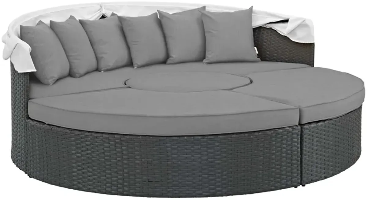 Sojourn Outdoor Patio Sunbrella® Daybed