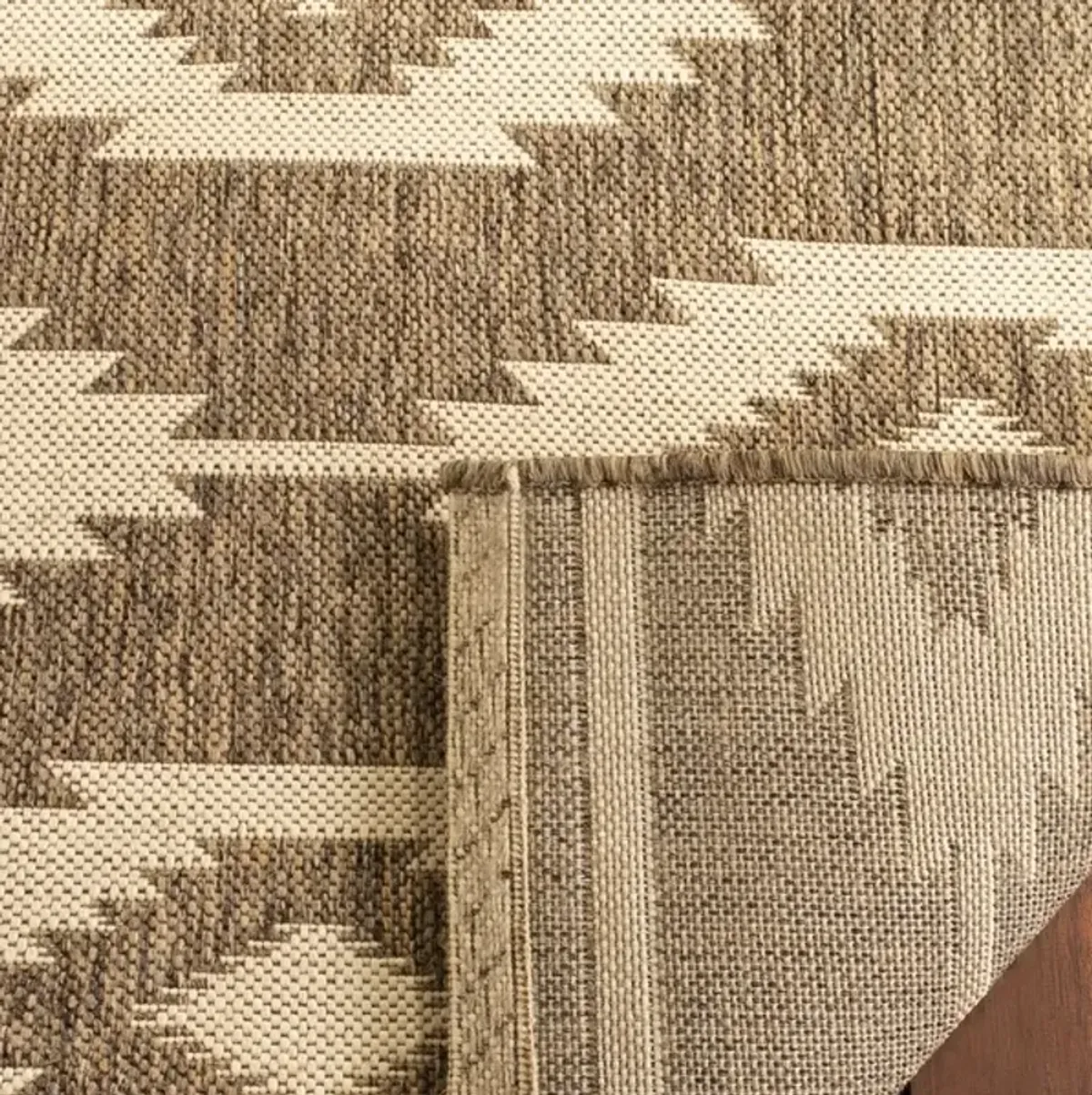 Safavieh BEACH HOUSE Collection BHS171A-3 Cream / Beige 3' X 5'