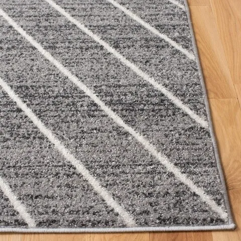 ADIRONDACK Contemporary Dark Grey / Ivory 4' X 6' Powerloomed Rug