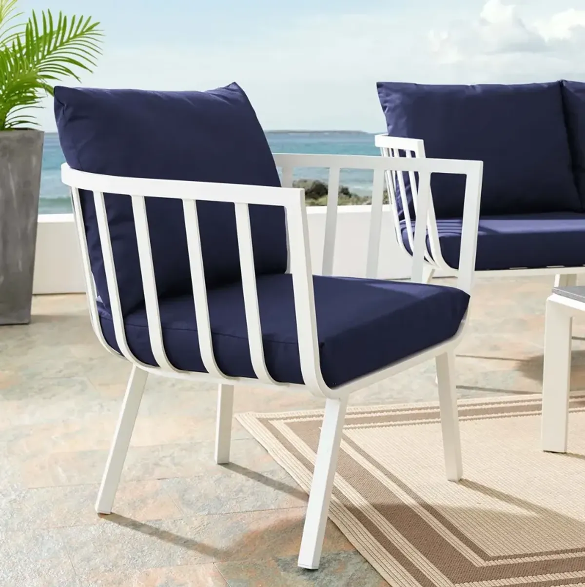 Riverside Outdoor Aluminum Armchair