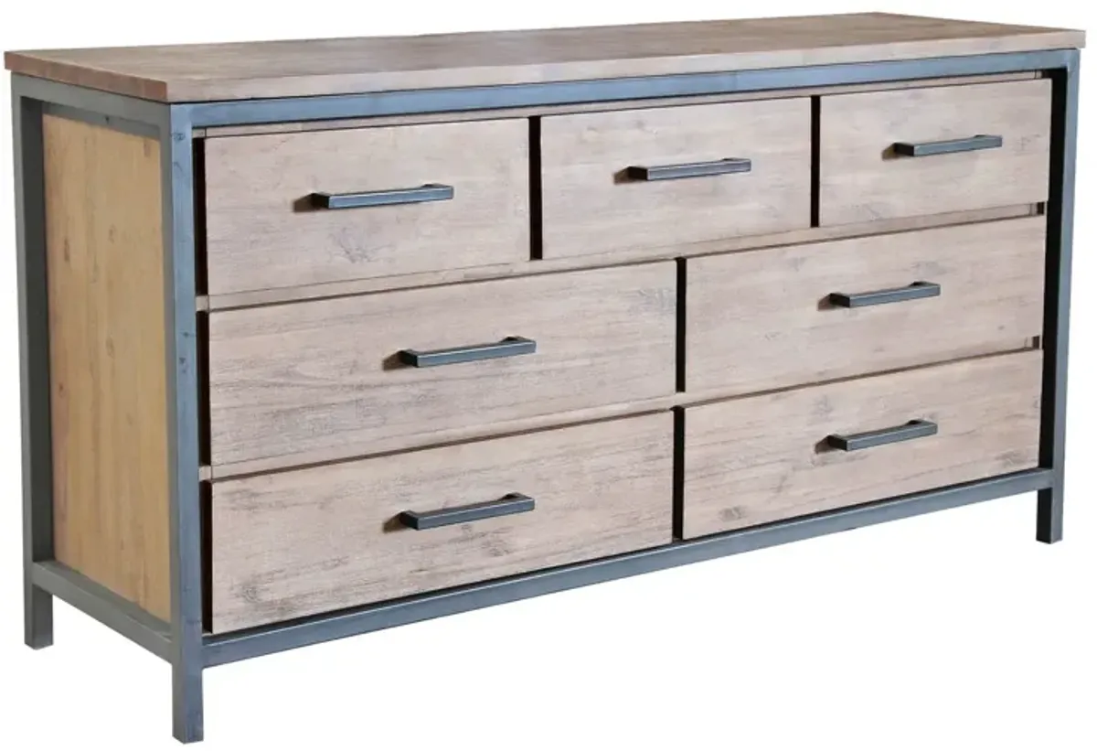 Irondale 7-Drawer Dresser