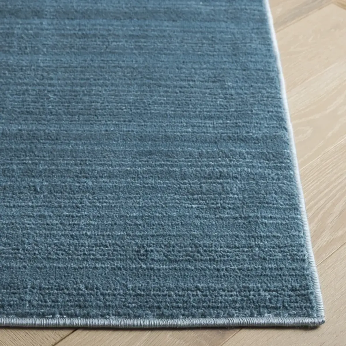 HARMONY 800 NAVY 2'-2' x 8' Runner Rug