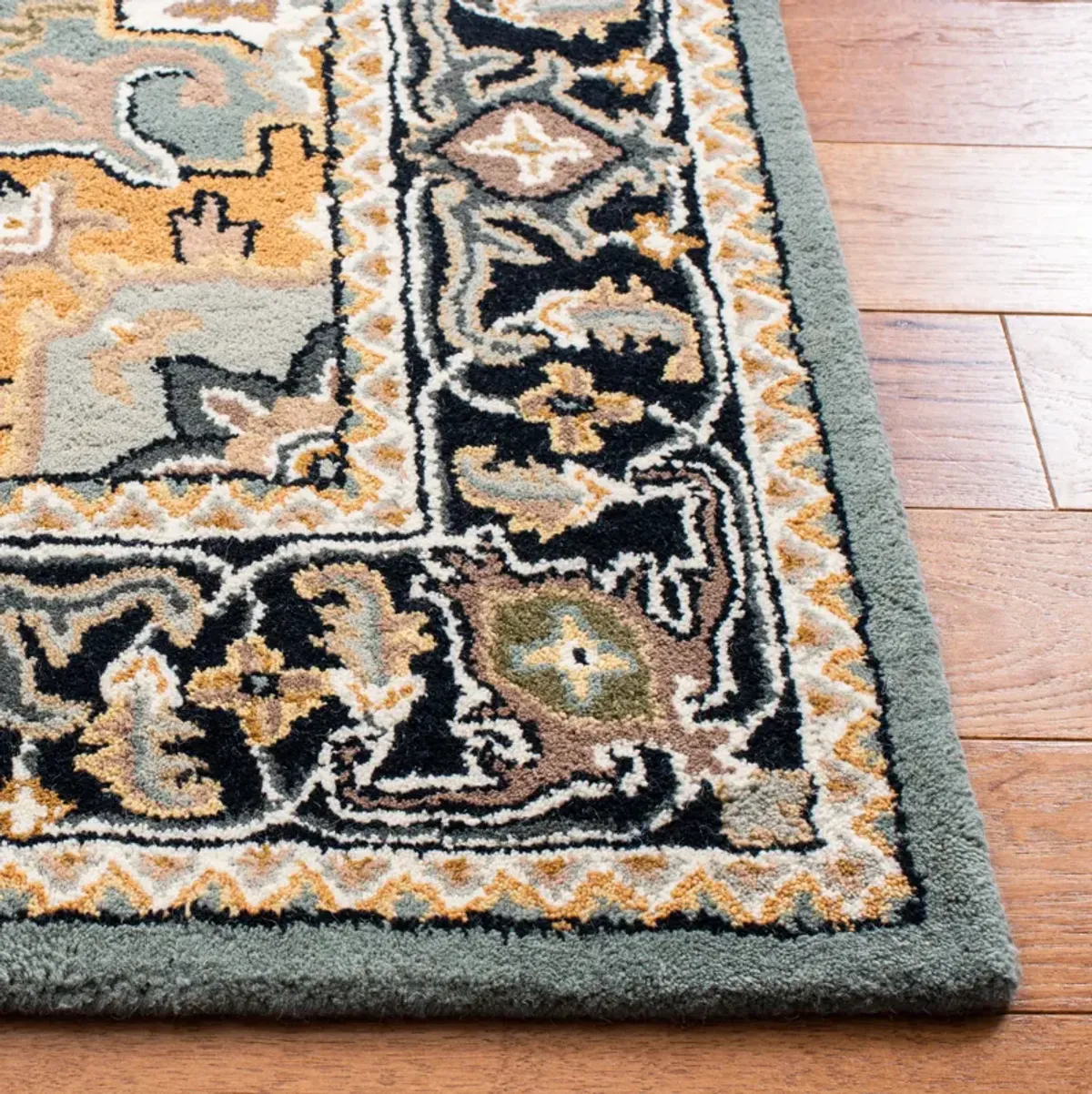 HERITAGE Hand Tufted 2'-3' x 4' area rug